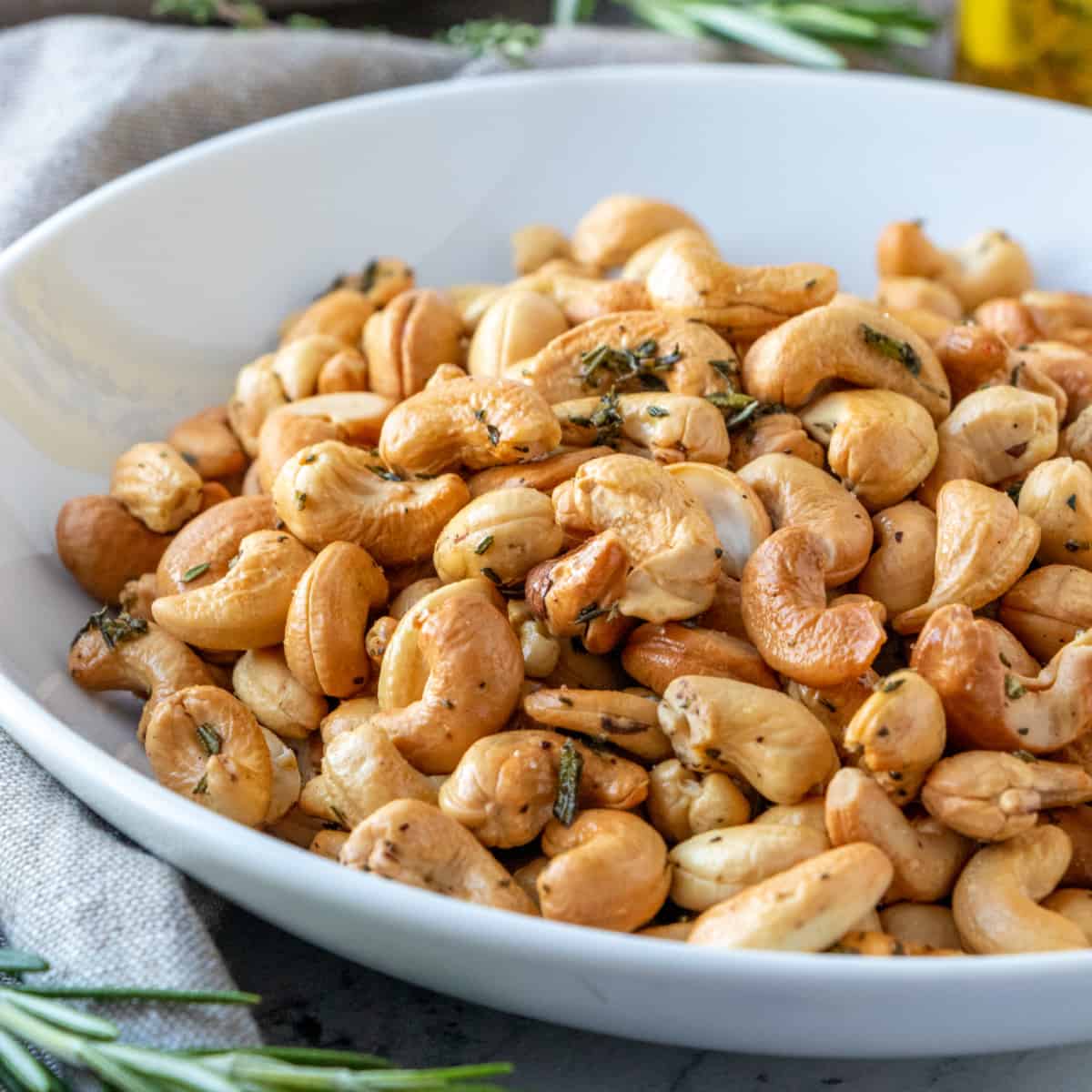 Herb-Roasted-Cashews-1200-x-1200